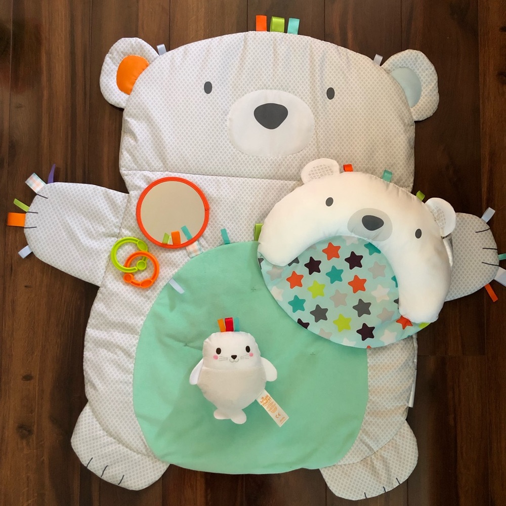 Bright starts tummy time